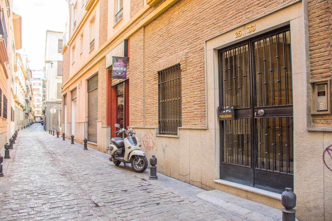 Qh Puerta Real Apartment Granada Exterior photo